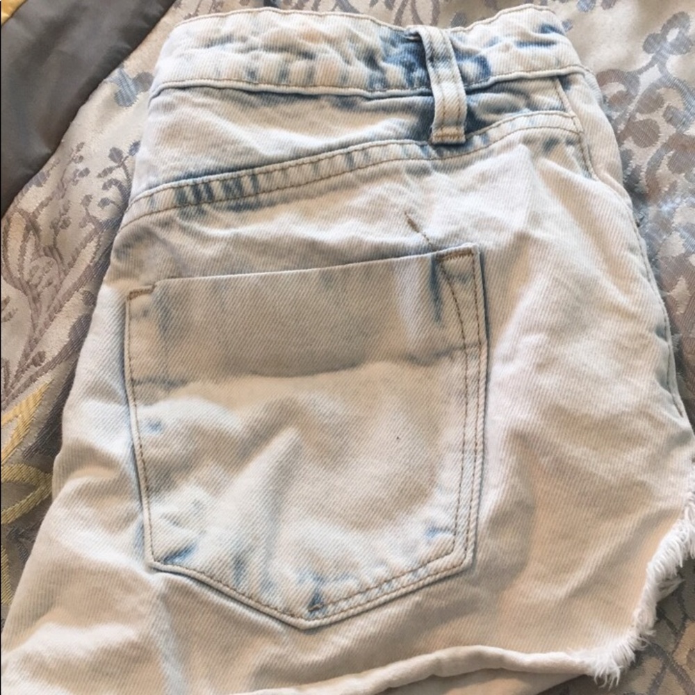 Cute high waisted shorts